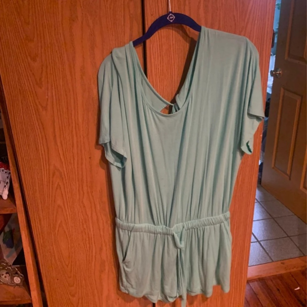 New York‎ and Company romper